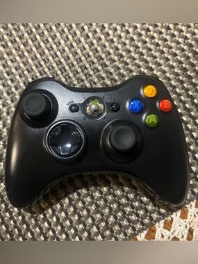 Microsoft Black Wireless Game Controller Tested